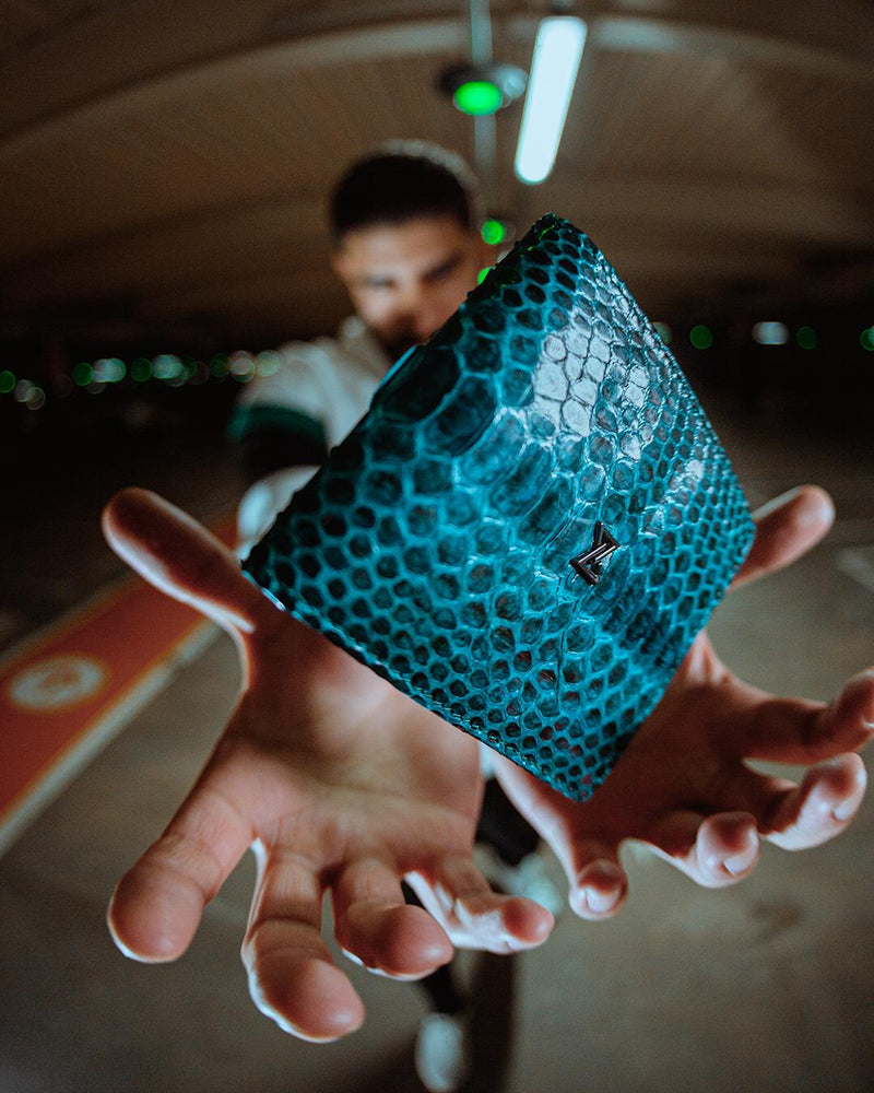 The VLLN Wallet Blue